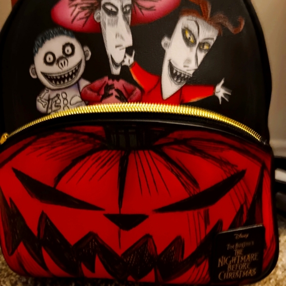 Nightmare before Christmas lock shock and barrel purse - Picture 1 of 7